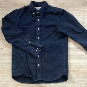 Men's Navy Blue Button-Up Shirt